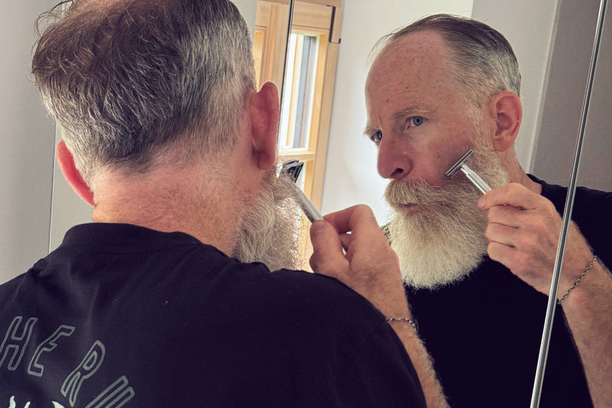 How to Shave Your Beard: Clean Lines for Cheeks and Neck