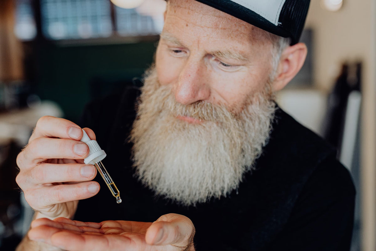 How to Properly Care for Your Full Beard