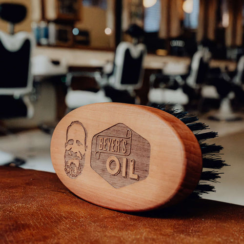 Beyer’s Oil Bartbuerste Gross Barbershop
